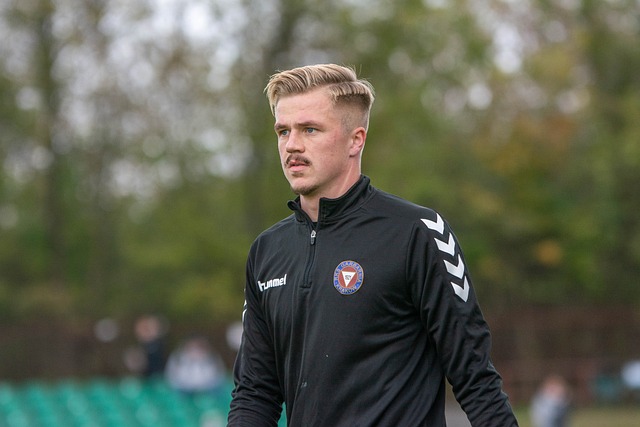 库里以超凡 库里以超凡